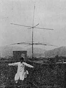 �w�Z�̉���̃A���e�i