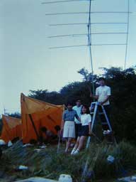 �A���e�i�ƋL�O�B�e