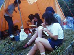 �����������H���Q