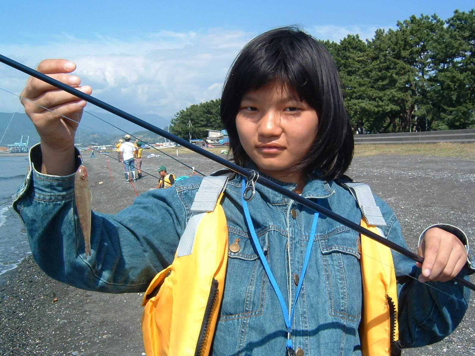 �����ނ蒆