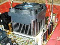 ���Ӑ[���N�[���[�i�q�[�g�V���N��FAN�j���Œ肷��B