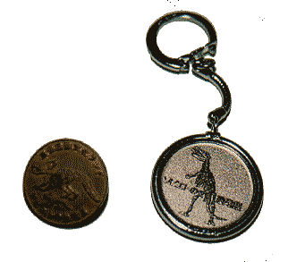 �L�[�z���_�[�ƃo�b�`�������c���Ă��܂��B